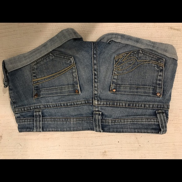 Garage booty shorts - Picture 3 of 3